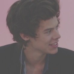 please follow @smilxxfharry