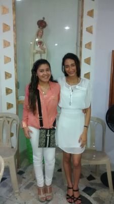 Mujer de Fe alegre bendecida de Dios