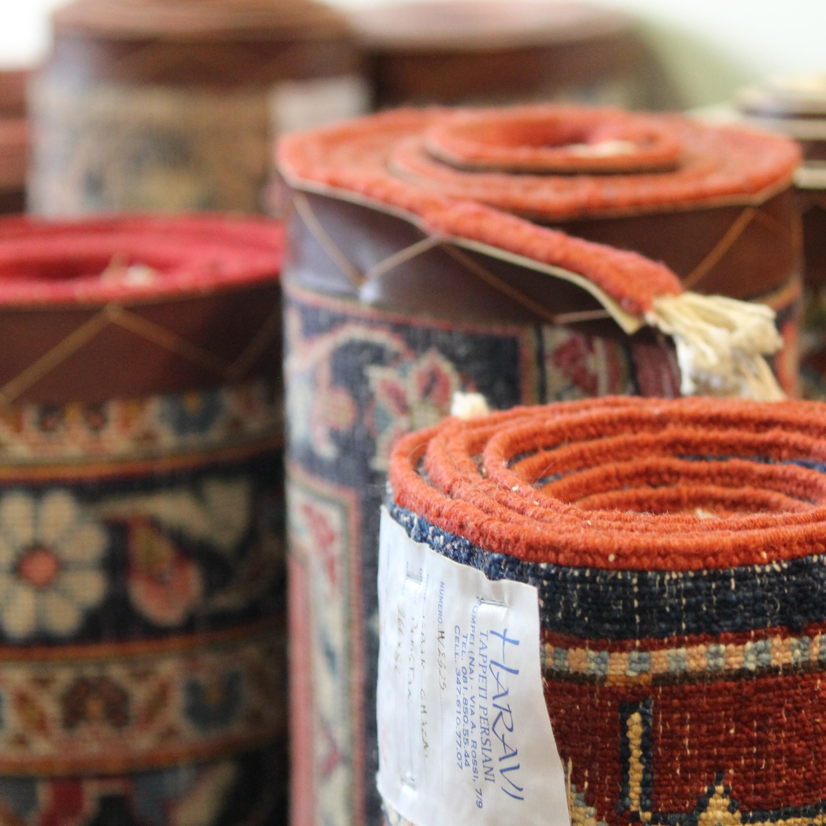 haravitappeti's profile picture. Lo showroom di tappeti persiani d'elite.