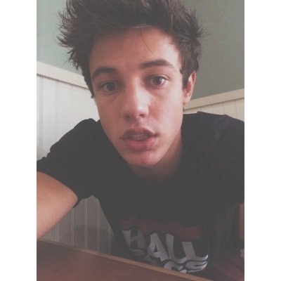 you just got a free follow from @camsmirror be sweet and follow my main acc ☺️