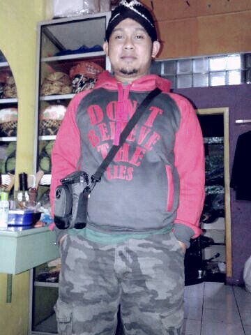 Cinta membuat orang lemah jadi kuat dan orang kuat jadi lemah                                                                       l ♥you