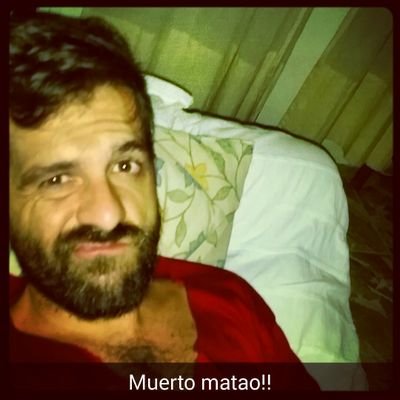 Maestroescuela, estudiante continuo,aspirante a moderno y feliz.