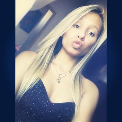 meiga , brincalhona , besta , boba , looira rs , ciumenta , bipolar , chocolatra , gata e bla bla bla *-* rs , segue sigo de volta ! *whats,,983633062