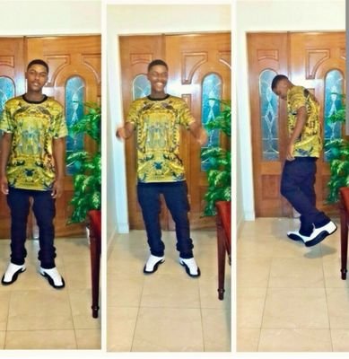 Cole World, Cole Life, Cole Blooded. I be on my sh*t, and look at, all the hoes love it. - Senior ~ MMXIV. http://t.co/ZMhQdejyW1