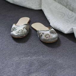We are Carpet Cleaning Anaheim and we provide local carpet and area rug cleaning in Anaheim CA
