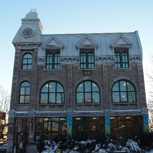 Bibliothèque publique située dans le quartier Pointe-Saint-Charles à Montréal.