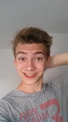 chacha00033's profile picture. 