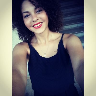 Just_womeen's profile picture. 