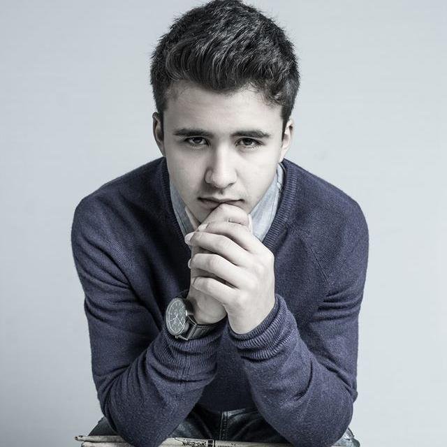 ~  Pros homens um herói ainda oculto, mais o tempo irá marcar meu nome junto a Deus ... (8'  
   https://t.co/SJGIISNpkM