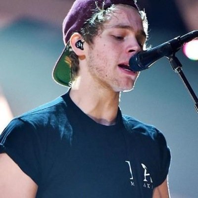 ur a good girl thatd b bad for luke