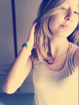 Face: Juliana Stuani
Whats: 054 96757188