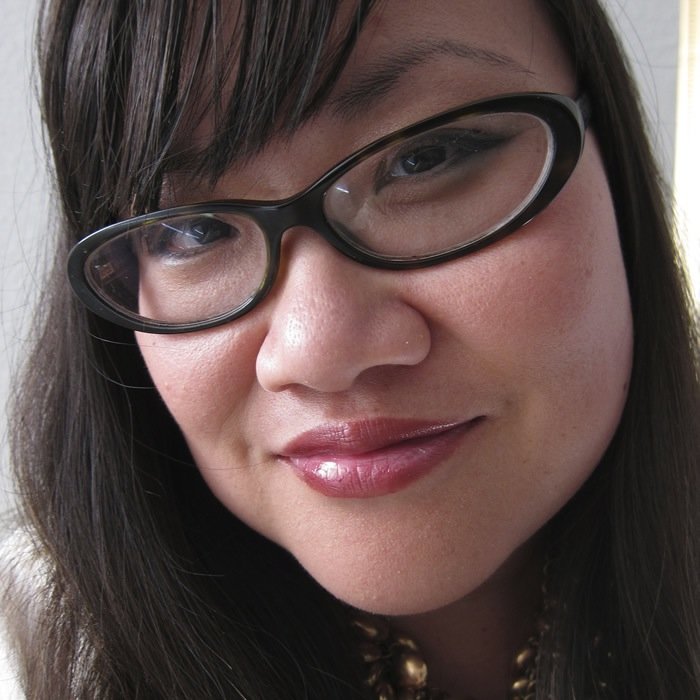 EatLaughPurr's profile picture. A girl and her feline companion Eat, Laugh and Purr their way through life. I'm a Princess In-Training, Dreamer, Cat Lover, Foodie, Writer and Avid Reader. :D