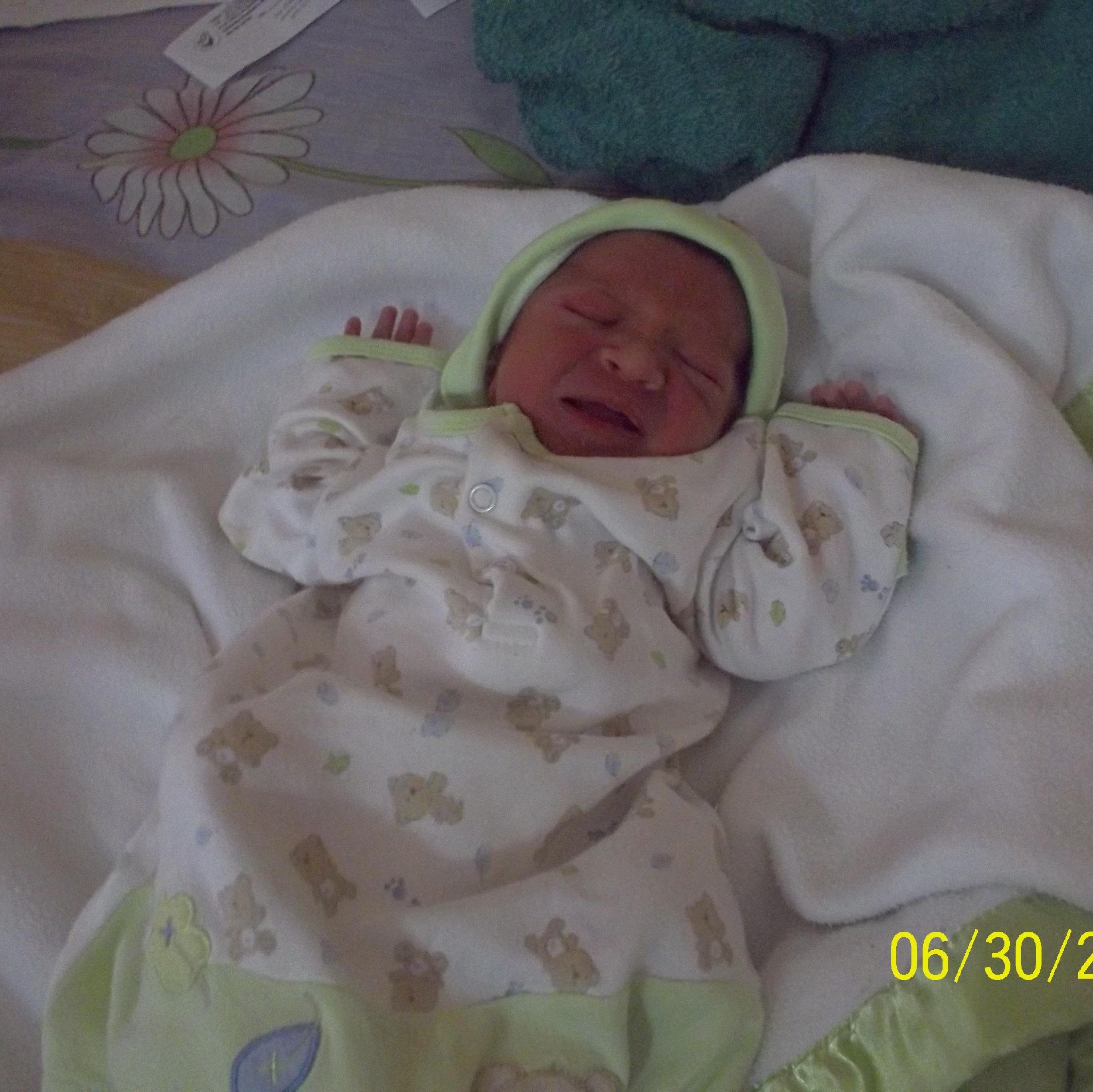 gracias dios x enviarme eso dos angeles q amo y adoro q me dicen mama los amo moises y gabriel
