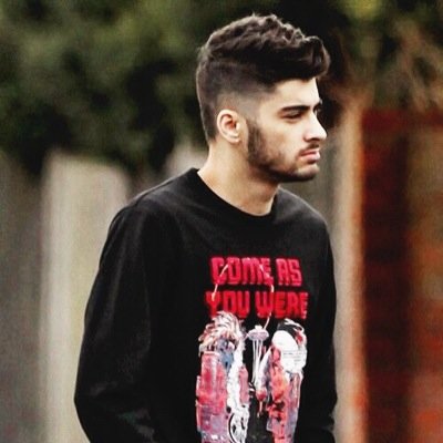 follow @wintertimeziall bc she gave you a free follow thanks ily :-)))