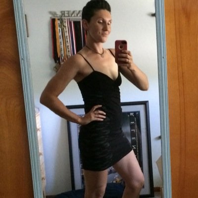 Mom, blogger, ultra #runner, Running Skirts addict, Team Flawless Physique, & #FitFluential ambassador. Brand Specialist for the DICK'S Pittsburgh Marathon!