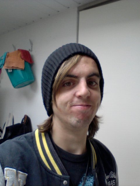 Im weird ~o~