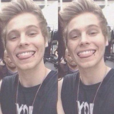 don't follow this acc, follow @wetlukey i follow back, just ask :) x