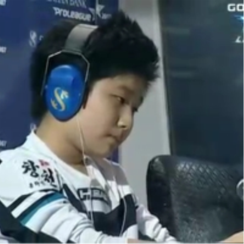 25 yo, team captain of @esosgaming. Playing the only race that earns 100% of its wins. GM on eu server.