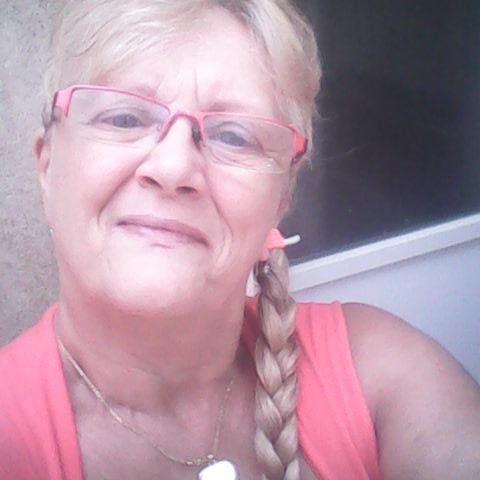 schmitzmyriam's profile picture. 