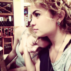 MeuAmorLuphia5's profile picture. ''Fã de verdade, não precisa ser desde o começo, mas tem que ir até o final.''