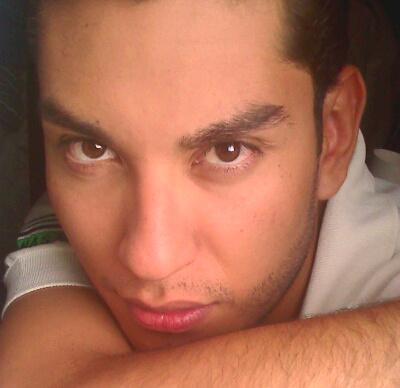 peterjack69's profile picture. Ser uno mismo es ser original, ser desde el principio y no dejar de ser... Es aiiiii donde esta la belleza, esta en lo q nunka dja d ser.