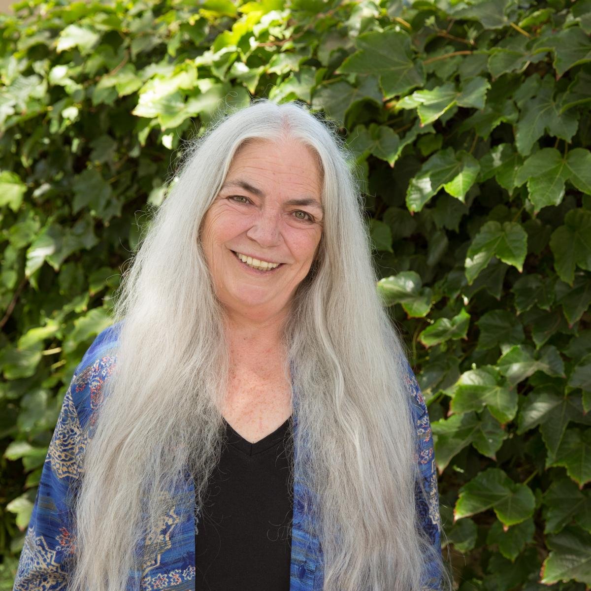 Oakland & Online Dreamwork & Transpersonal Therapy for Alternative Healers, Intuitives & Artists. Clinical Consultation, Supervision & Training 510-387-0341