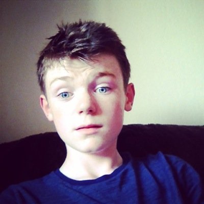Add me on xbox 360 my name is Volvic Hexxy