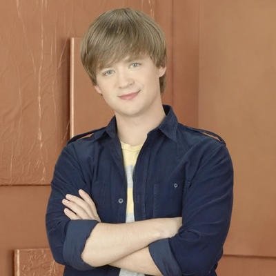 hi i'm jackson,#Taken by @Itsmesiena,she mine sexy girl! i love you babe, your sexy babe! Don't Touch her!