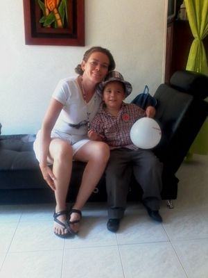 PaolaRojas1201's profile picture. 