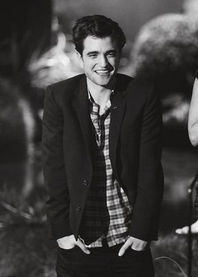 andreiitasoto1's profile picture. I LOVE BEING ROBSESSED3