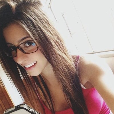20, instagram lima_giovanna :)