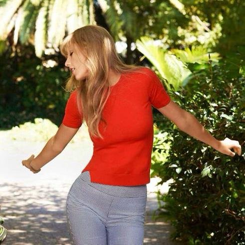 Taylor Swift 6•13•2010// You think I don't know about all your little shenanigans #Becky