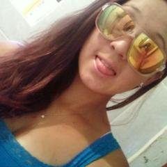 Tenho saudade de pessoas que fui conhecendo, lembranças que fui esquecendo, amigos que acabei perdendo, mas continuo vivendo e aprendendo.
Gaucha , gremista s2