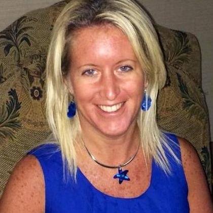 As a professional health coach, Vicki works with busy professionals who are STRESSED,  OVERWHELMED and KNOW there is more they should be doing to live a health