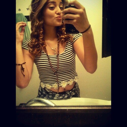 - My Feelings Are Numb •|| Alyssa Over You Anyday , Keep The Munchkin Happy . ;* ||•