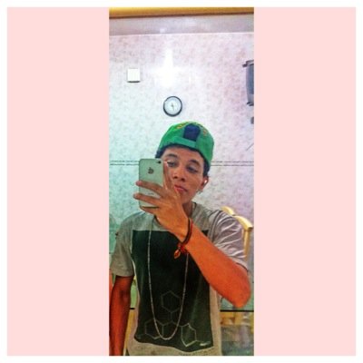 O melhor presente Deus me deu ' A vida me ensinou a lutar pelo que é meu ♪ Debs ♡