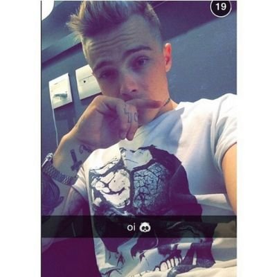 A Melhor Coisa que me Aconteceu? 
foi Ter conhecido os Meninos @pcastagnoli @caiquegama @nathanbarone ❤  e Agr?  Há Agr... Agr Estou voando com eles ❤