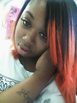 WARNING ITWEET ERRTHANG ! FollowBack w/a Mention - LeeLee | 21 | Pretty&&'Paid| Tatted | Single . No timeee to talk its just Hi (&&') Bye ;)
