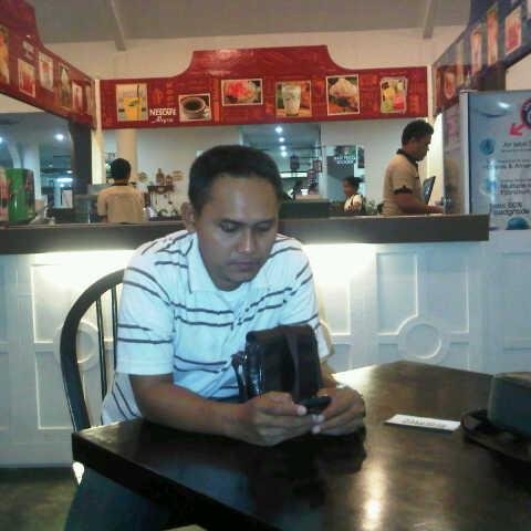 sugondo_mute's profile picture. Agus Suzuki' jika para Followers' berminat utk Mobil Niaga atau Keluarga'Merk Suzuki saya siap membantu dengan senang hati....tinggal Tweet sya akan Folllowing