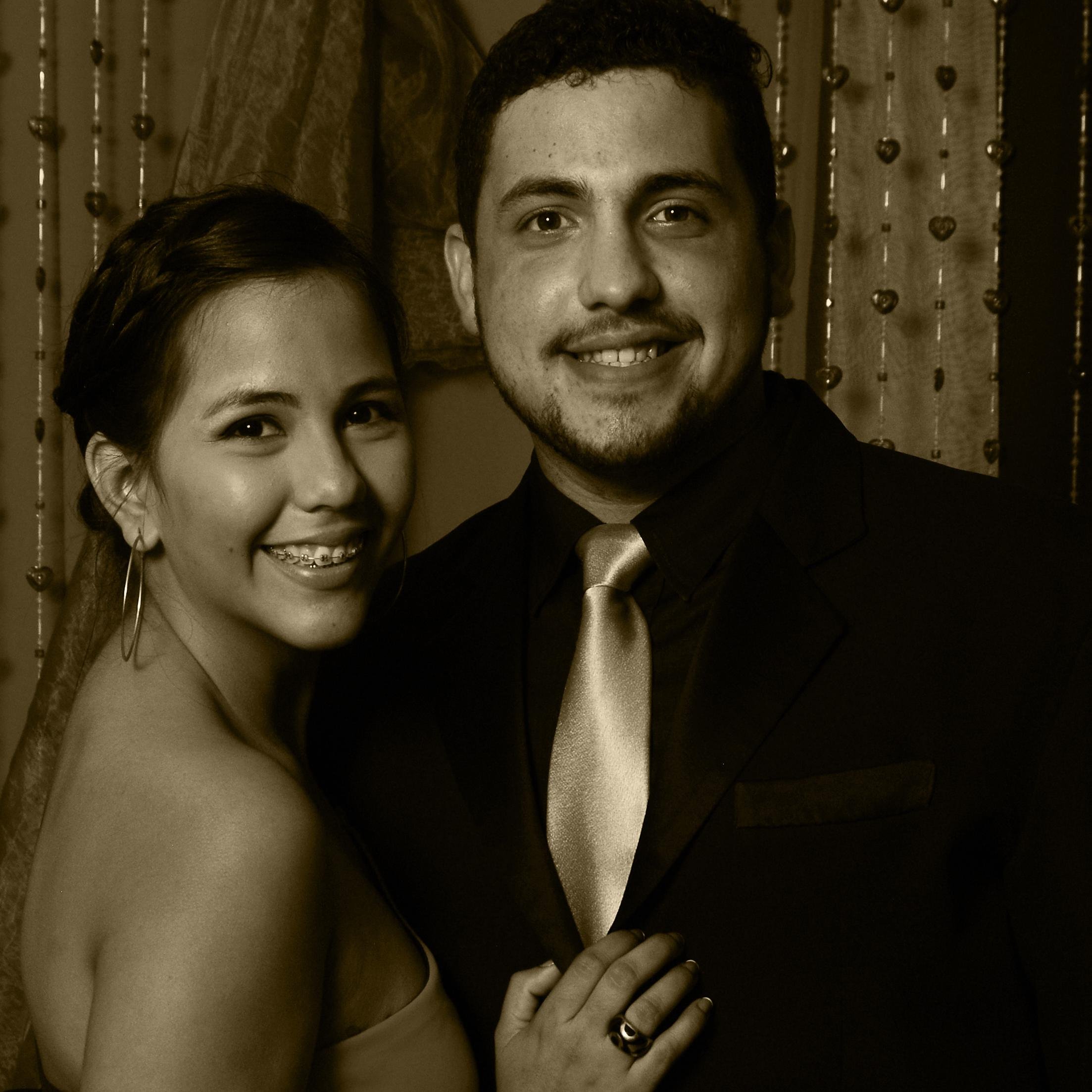 Periodismo (Estudiante) Street Reporter /Casi-casado con @dioci17 Muchachita I Love!!  /Amante de mi MARACAIBO .
