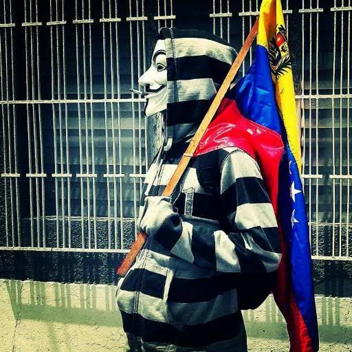 Vivo la vida a mi manera,buscando siempre mis sueños. :) :*