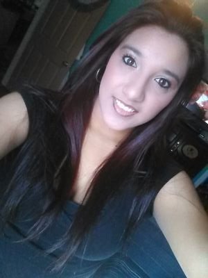 Arianah Aideh Benhumea is my world. ♡♥
Dnt got time for dating. I do got time for friends.