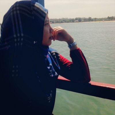 ratri_gusni24 Profile Picture