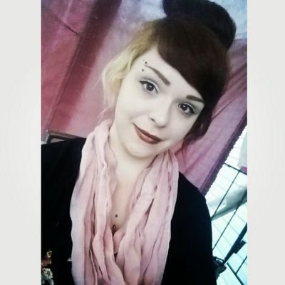 amandaady95's profile picture. Rats. Owls. Dread Locks. The Walking Dead. Pacific Northwest.