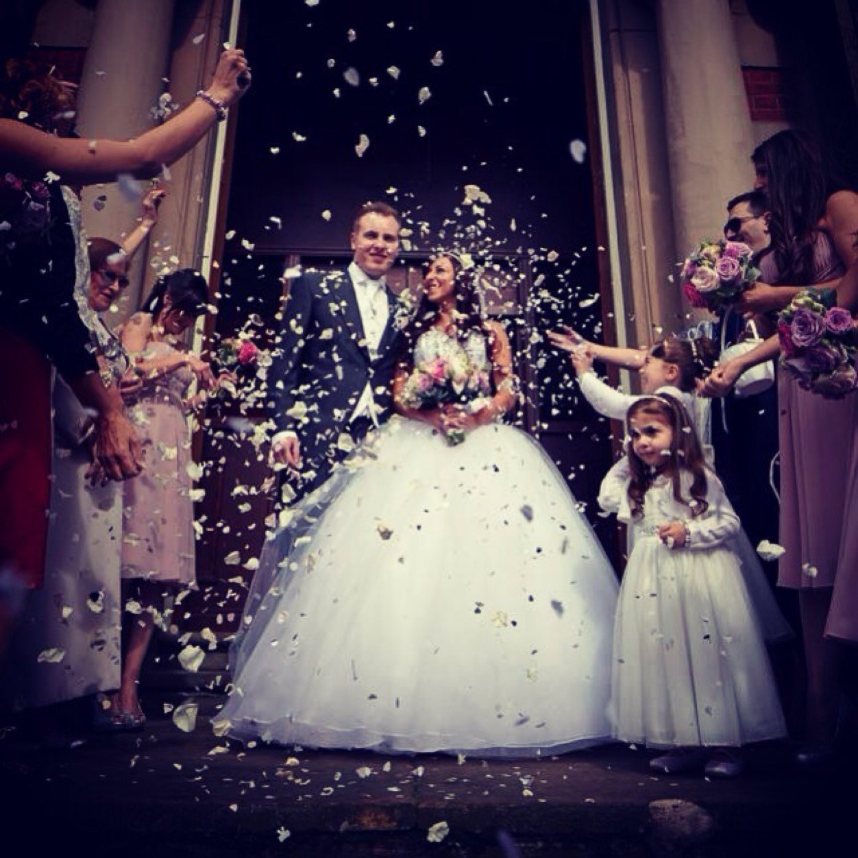 Chrissy, Greek Cypriot.. 34 from the Wirral. BA Business Management Degree / Travelled around the world / Married / LFC Fan! Mummy to Jasmine!