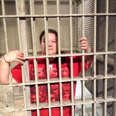 candice_anglin's profile picture. I signed up for Twitter to save Longmire and it worked! #LongLiveLongmire