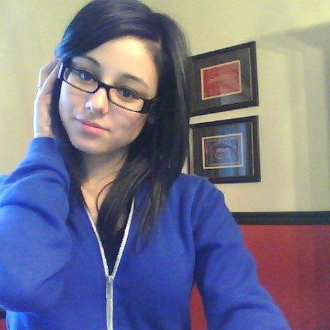 im a freelance model and im a blogger..id like to know u more..care for a message?