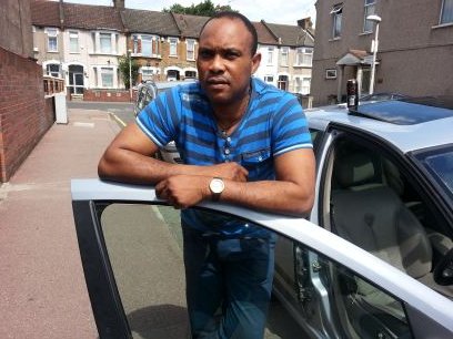 Am cool, nice, little bit the shy type, full of fun, easy going, confident...