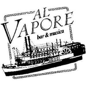 Storico locale in provincia di #Venezia, con oltre 1200 concerti all'attivo #AlVapore è un mix perfetto tra #musicalive e spazi dedicati all'arte.
