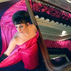 italiangeekgirl's profile picture. Artist and Educator